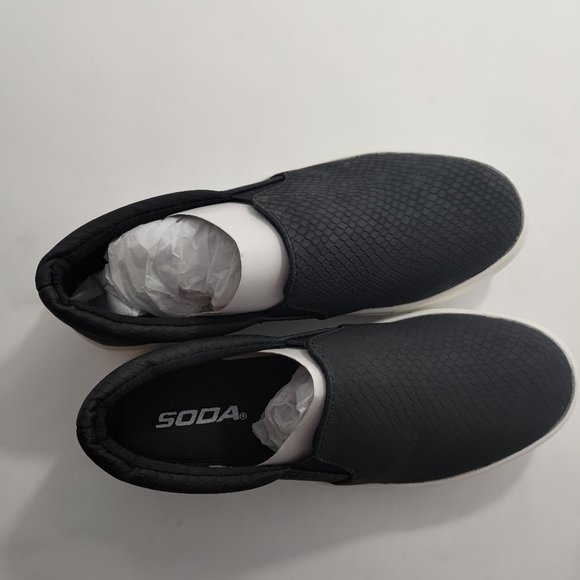 Hike-G Slip On Flat Platform Sneaker Black - Picture 5 of 8